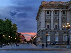 Plaza de Oriente at sunset
