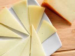 A cheese tapa